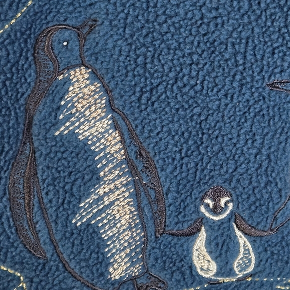 Northern Reflections Blue Fleece Womens Medium Vest with Penguin Embroidery, - Picture 7 of 12